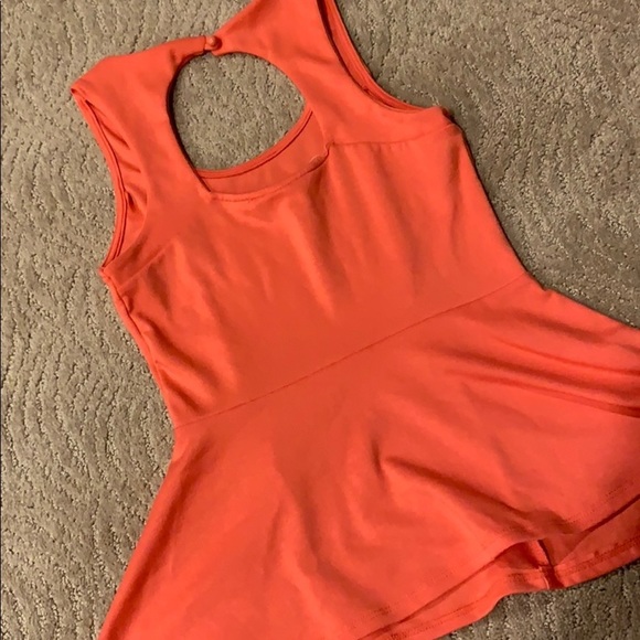 Kirra coral peplum top size XS - Picture 2 of 2